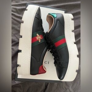 Gucci Ace Ribbed sole sneakers